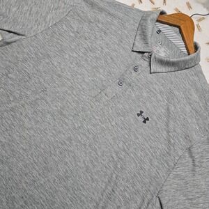 Under Armour Golf‎ Polo Shirt Men's 2XL Loose Gray Short Sleeve Heatgear Tech